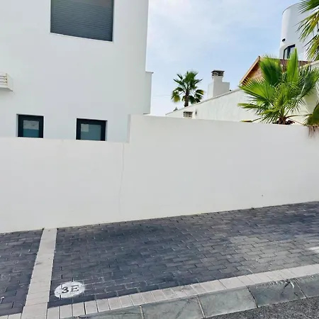 Casa Pelt With Pool Sea Mountain Views Dom wakacyjny
