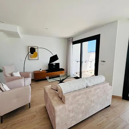 In Privezwembad, Zee- En Bergzicht Σπίτι διακοπών