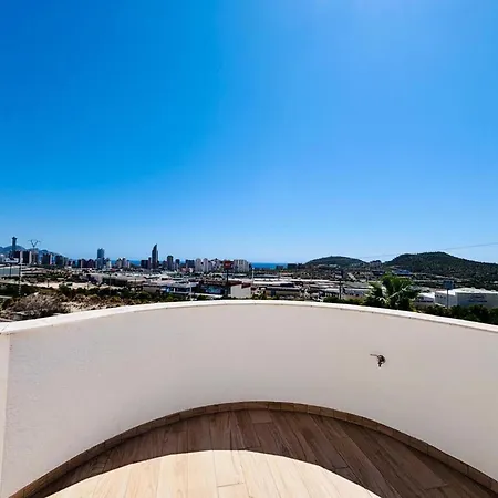 Casa Pelt With Pool Sea Mountain Views