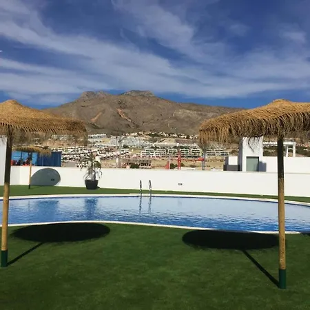 Holiday home In Privezwembad, Zee- En Bergzicht *